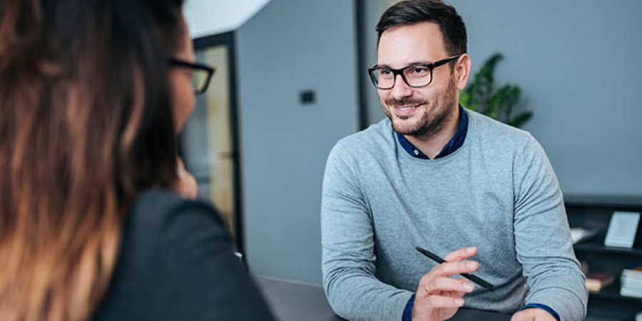 Het Verschil Tussen Een Functionerings- En Beoordelingsgesprek | Yource